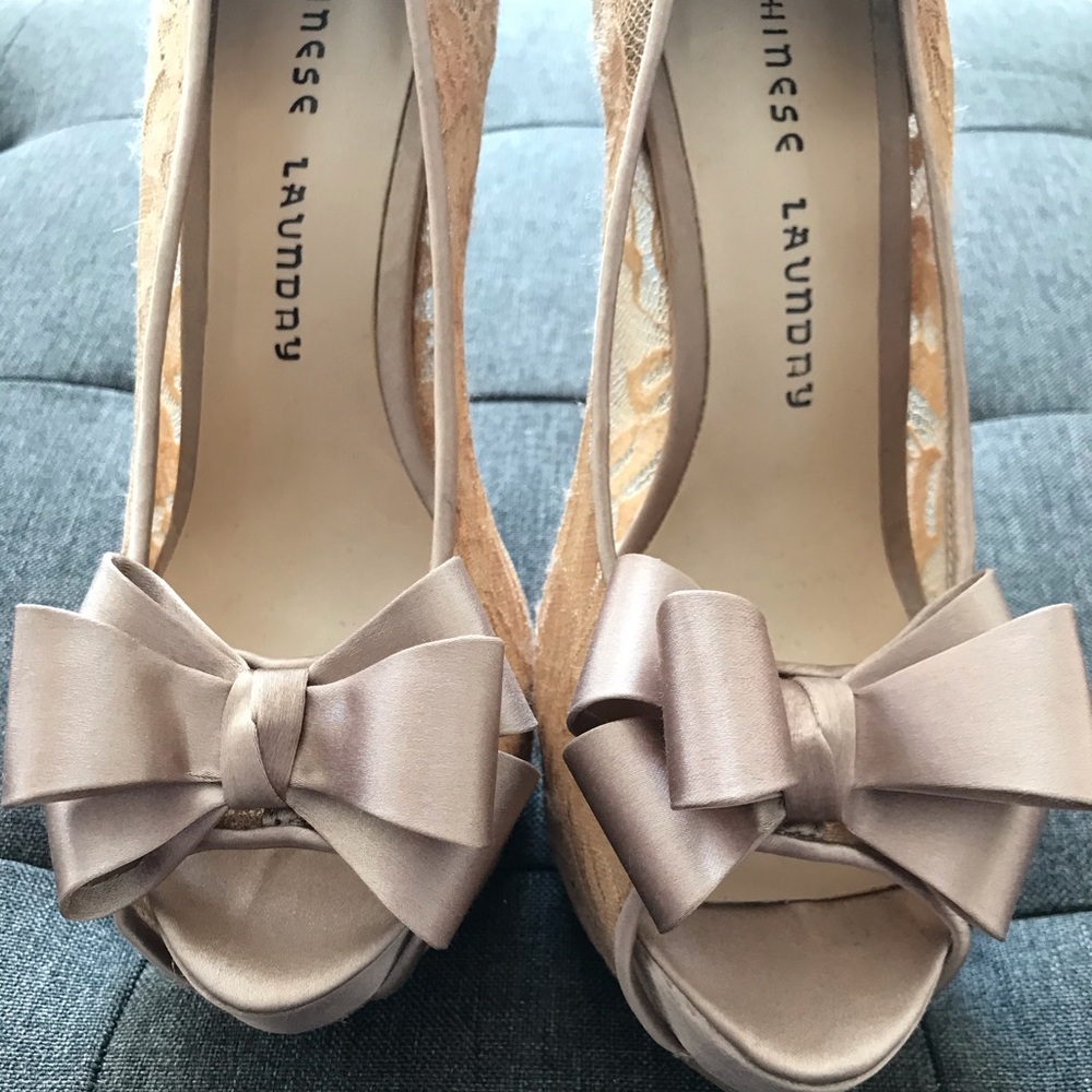 Chinese Laundry Shoes - Picture 7 of 8